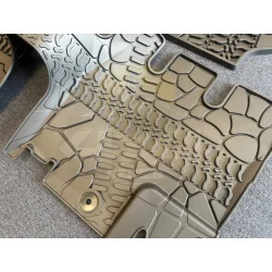 Dywaniki Jeep Wranler JKU 2007-2011